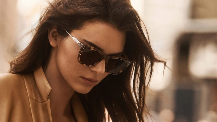 Kendall Jenner wearing sunglasses 4K