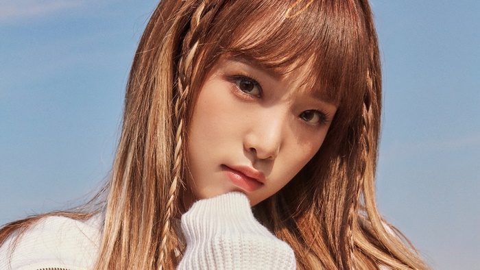 Choi Yena from IZONE