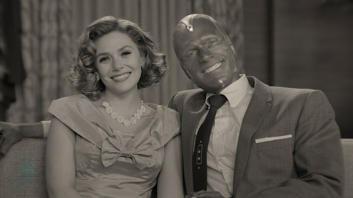 Wanda and Vision from WandaVision in black and white 4K