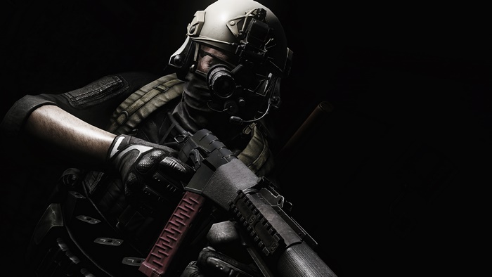 Soldier with rifle and night vision in Escape from Tarkov 4K