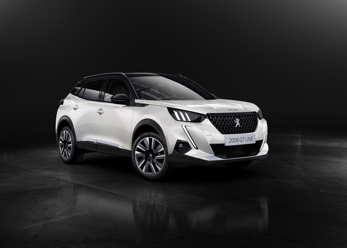 White Peugeot 2008 GT Line SUV
