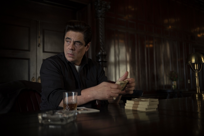 Benicio del Toro in No Sudden Move