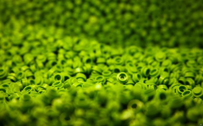 Green Lego pieces 4K
