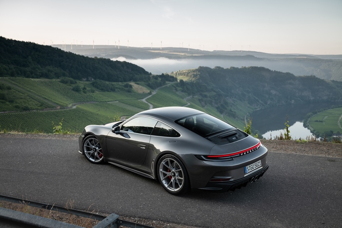2021 Porsche 911 GT3 Touring MT