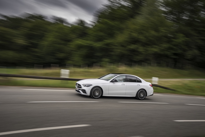 White Mercedes-Benz C 220 d AMG Line Sedan