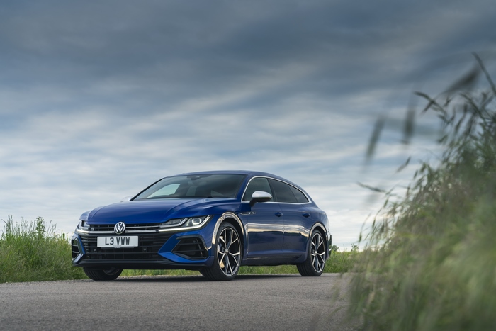 Blue 2021 Volkswagen Arteon Shooting Brake R