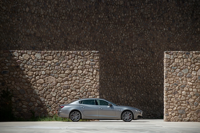 Silver Maserati Quattroporte S Q4 GranLusso