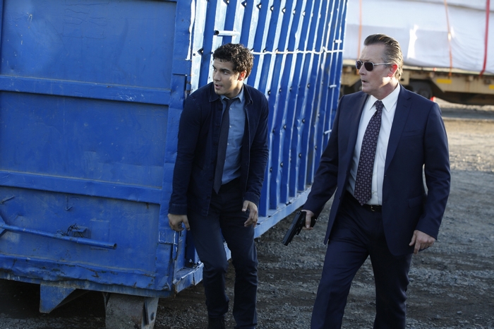 Scorpion Walter O'Brien and Cabe Gallo with gun