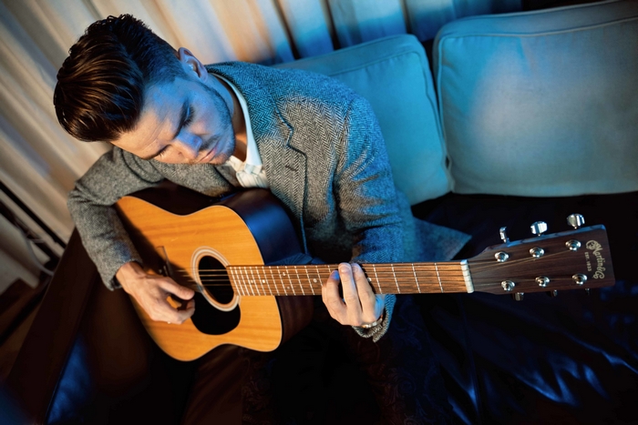 Jökull Júlíusson of KALEO playing guitar