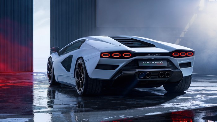 4K, reflection, Italian Supercars, vehicle, Lamborghini, Lamborghini Countach, warehouse, white cars, car, low light, supercars