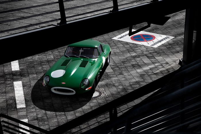photography, Jaguar (car), street, Vintage car, car, green car, classic car, selective coloring, Damian Szmurlo
