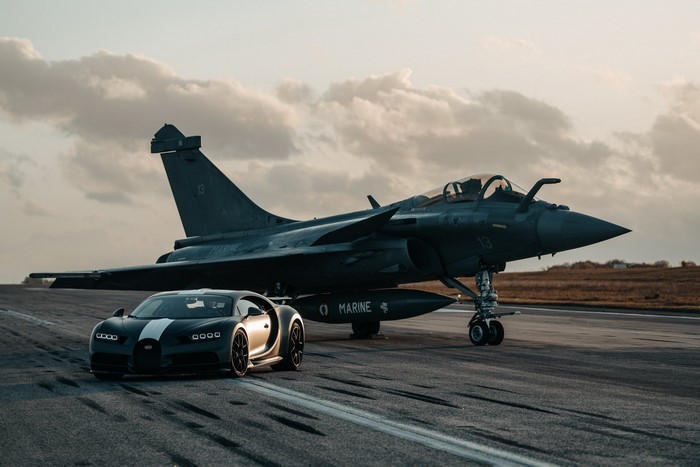 Bugatti Chiron, Dassault Rafale, Bugatti, car, jet fighter, aircraft, airplane