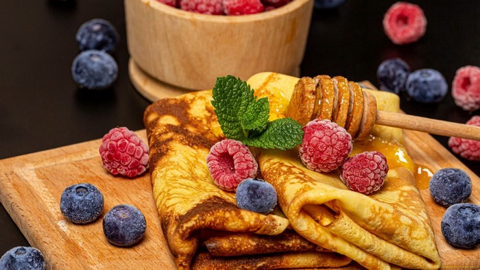 berries, fruit, food, sweets, pancakes