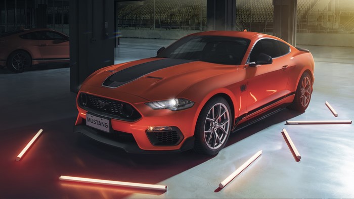 4K, car, Garage, neon, muscle cars, Motor1, vehicle, race tracks, Ford, Ford Mustang Mach 1