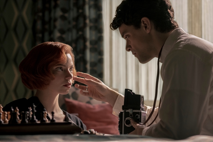 Anya Taylor-Joy and Jacob Fortune-Lloyd in The Queen's Gambit