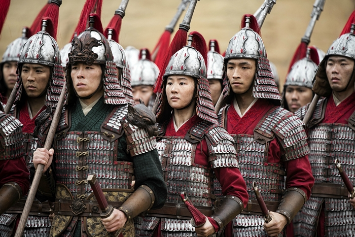 Mulan (2020) 4K soldiers