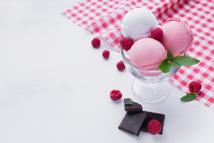 sweets, chocolate, fruit, food, berries, ice cream