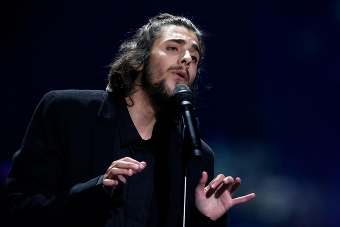 Salvador Sobral performing Amar Pelos Dois at Eurovision