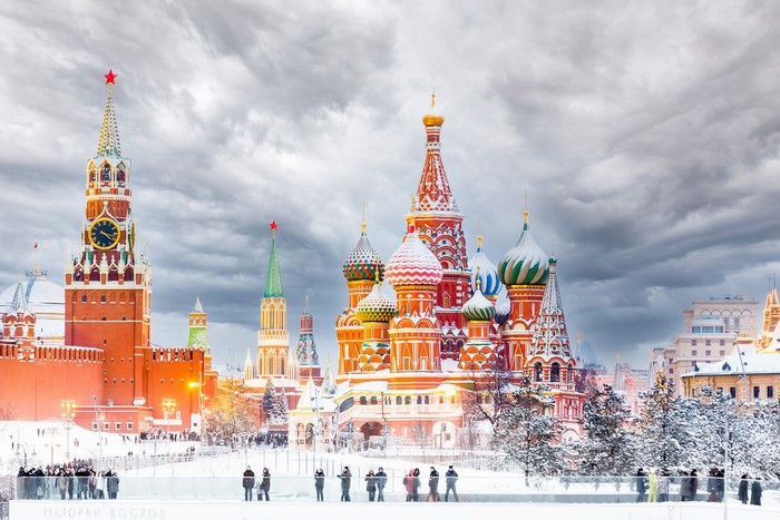 Kremlin, Saint Basils Cathedral, winter, Red Square, cityscape, city, Moscow, sky, snow, Russia, vibrant, cathedral, people, clouds