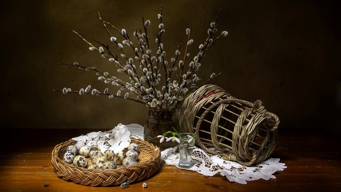 Still life with pussy willows and quail eggs