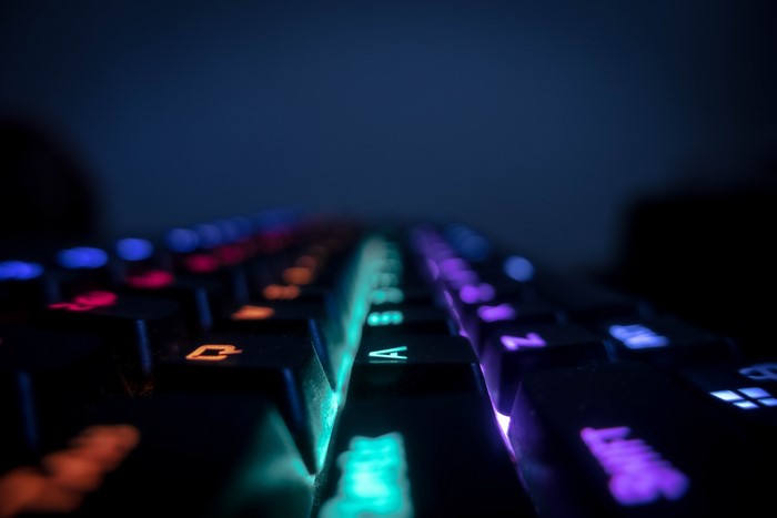 4K, RGB, night, keyboards, cyan, colorful, PC gaming, mechanical keyboard, dark