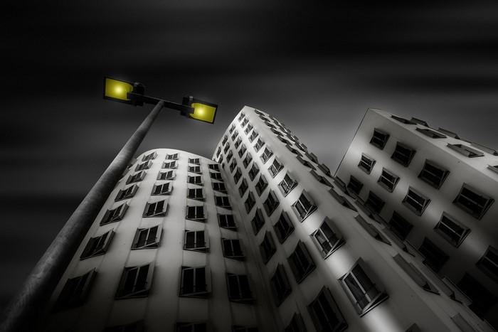Monochrome architecture with selective coloring street light