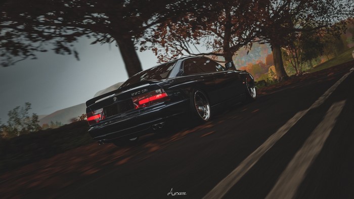 BMW E31 8 Series driving on a road in Forza Horizon 4