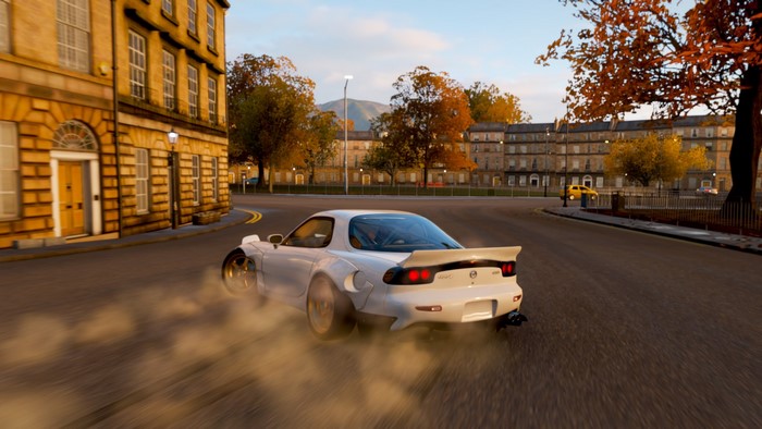 White Mazda RX-7 FD drifting in Forza Horizon 4