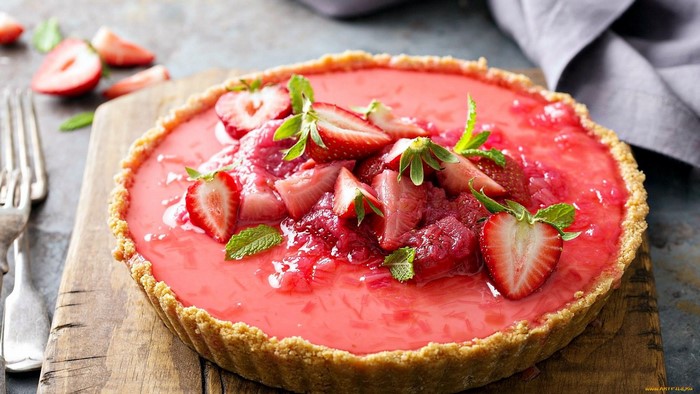 Strawberry and Rhubarb Tart with Fresh Strawberries