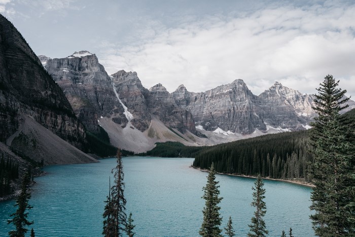 Moraine Lake and Mountains Landscape