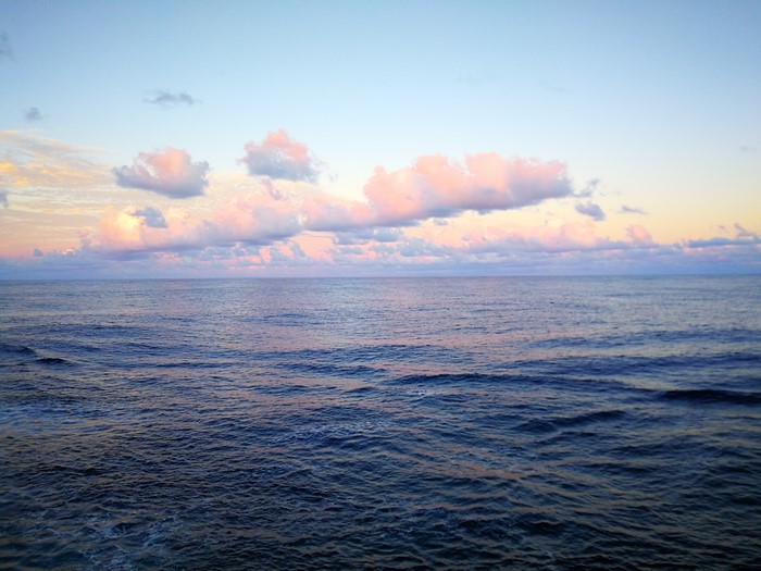 4K Sea and Sky with Pink Clouds