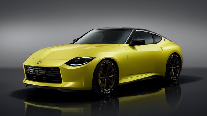 Yellow Nissan 400Z sports car