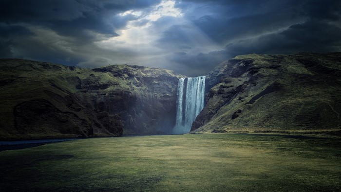 4K Skogafoss Waterfall in Iceland with Sun Rays