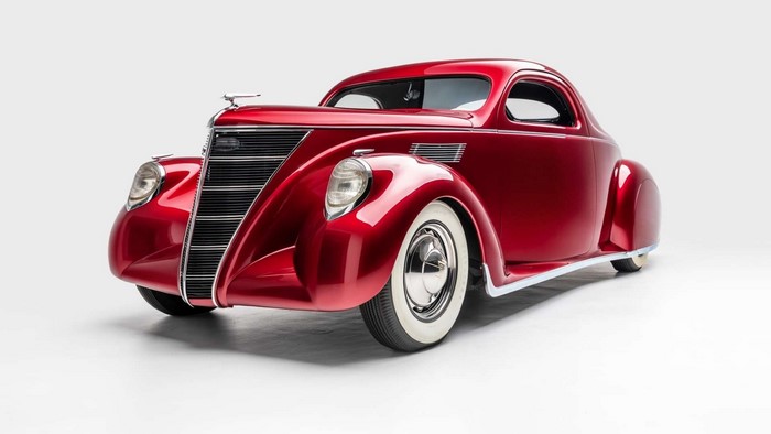 1937 Lincoln Zephyr coupe in red