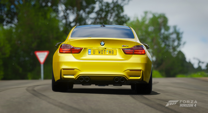 Yellow BMW M4 from Forza Horizon 4