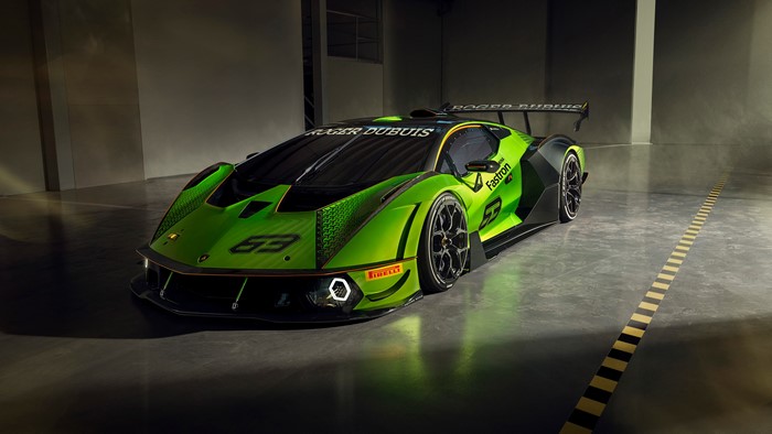Lamborghini Essenza SCV12 Race Car