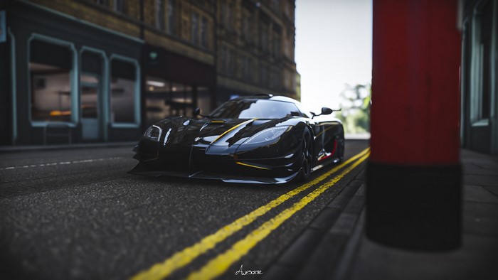 Black Koenigsegg Agera One:1 in Forza Horizon 4
