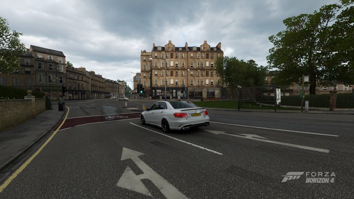 White Mercedes AMG in Forza Horizon 4