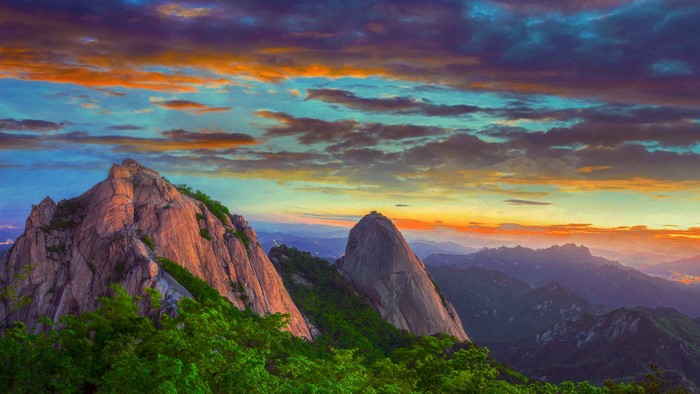 Bukhansan National Park mountains at sunset, Seoul, South Korea