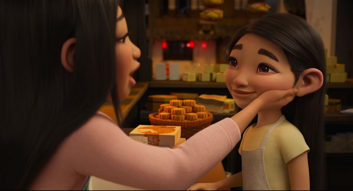 Fei Fei and her mother in Over The Moon