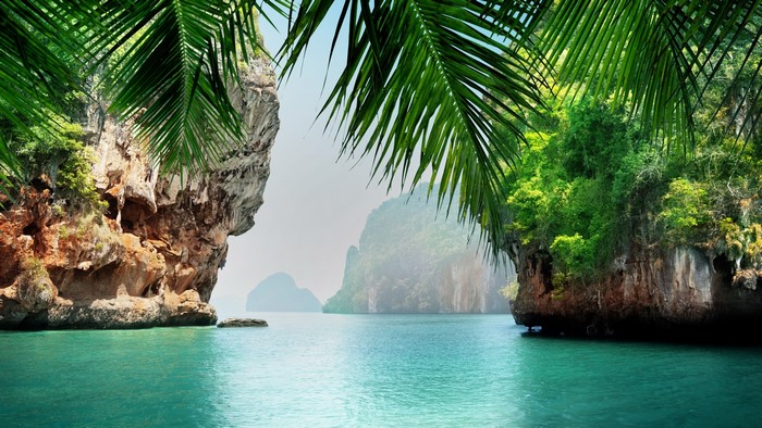 Tropical islands and clear water in Thailand