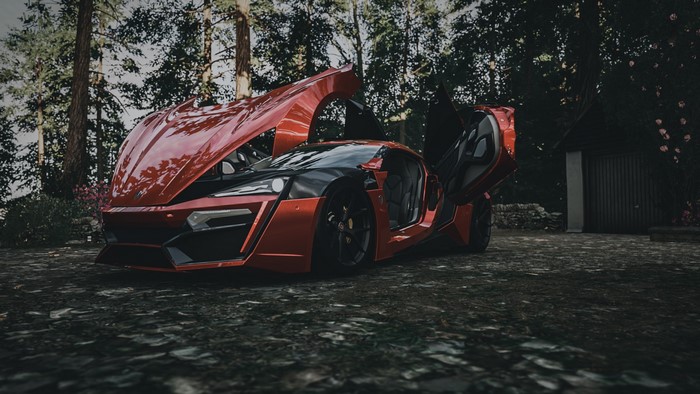 Red W Motors Lykan HyperSport in Forza Horizon 4