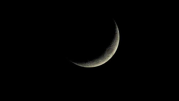 Crescent Moon in the Dark