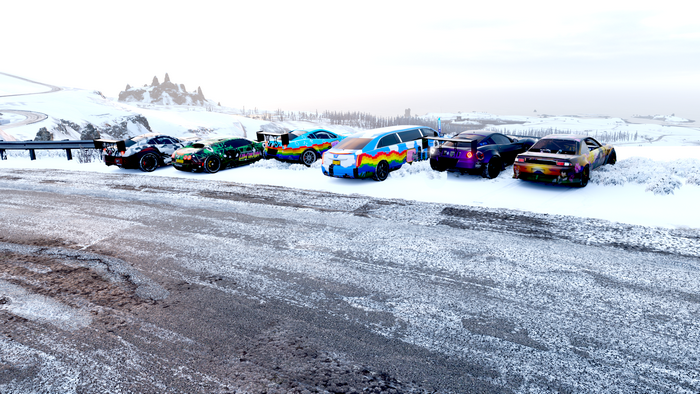 Cars with Itasha liveries in Forza Horizon 4
