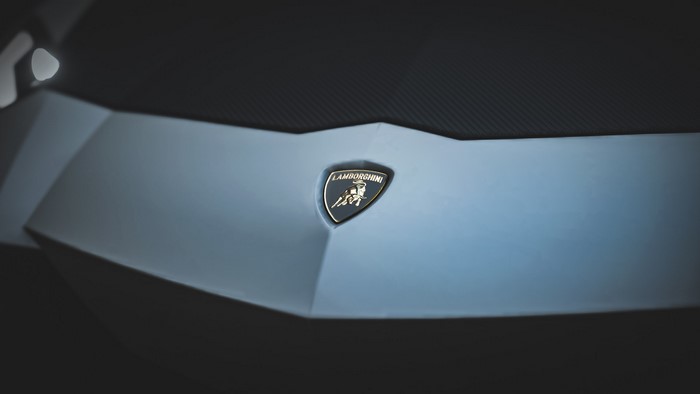 Lamborghini Aventador LP700-4 Emblem