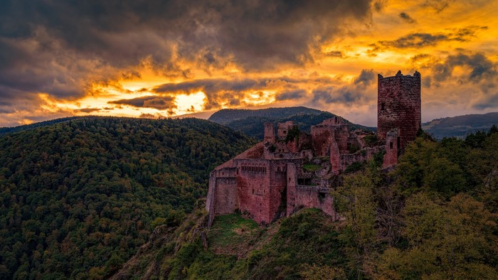 4K Castle ruin in France