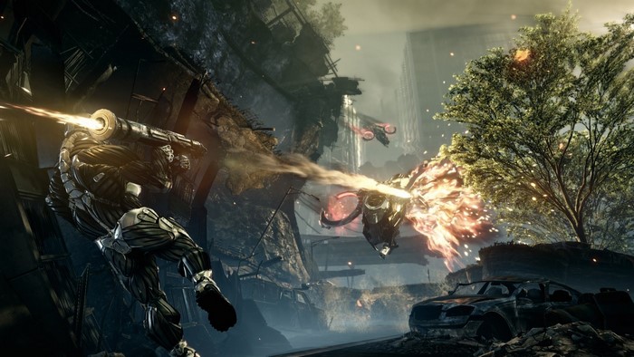 Soldier in Nanosuit firing weapon in Crysis 2