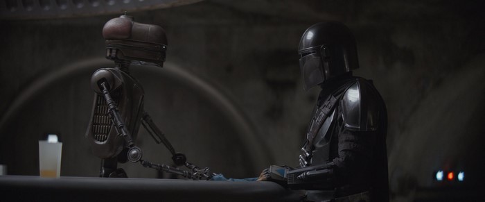 The Mandalorian and IG-11 in Mos Eisley Cantina