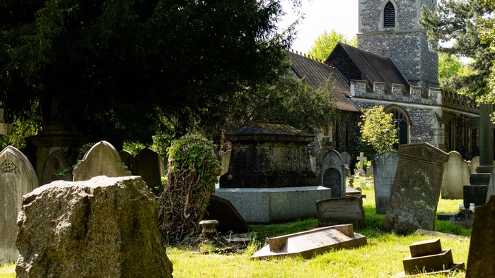 4K London cemetery with church
