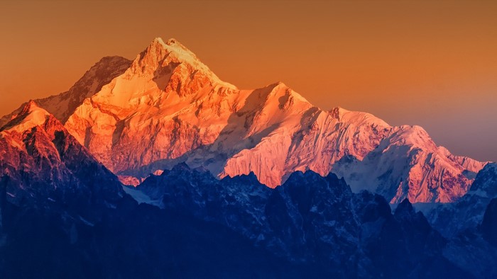 Snowy Himalayan Mountain Peaks at Sunset